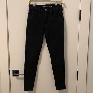 American Eagle black hi-rise jeggings